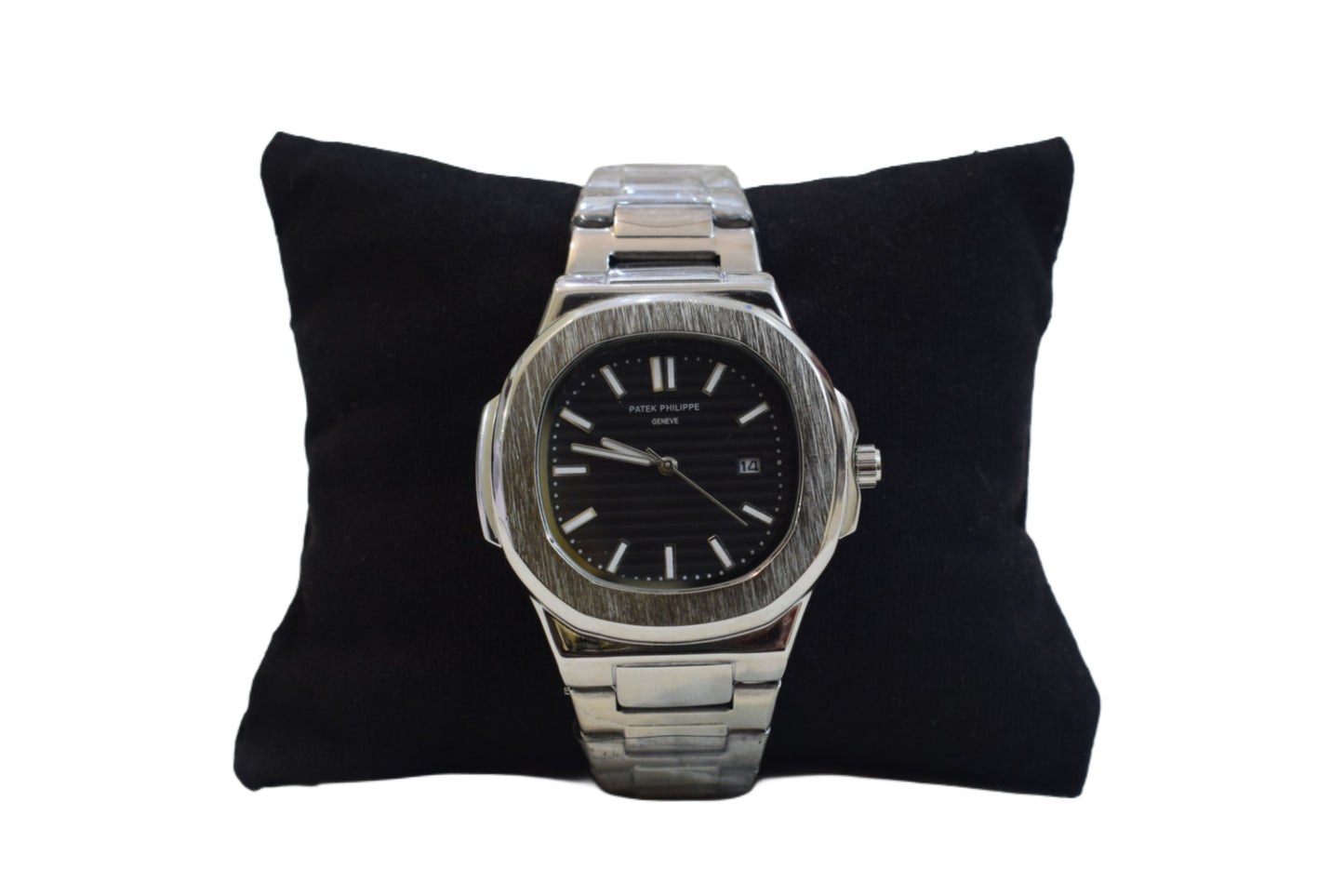 Patek Philippe Nautilus – Stainless Steel - Black dial
