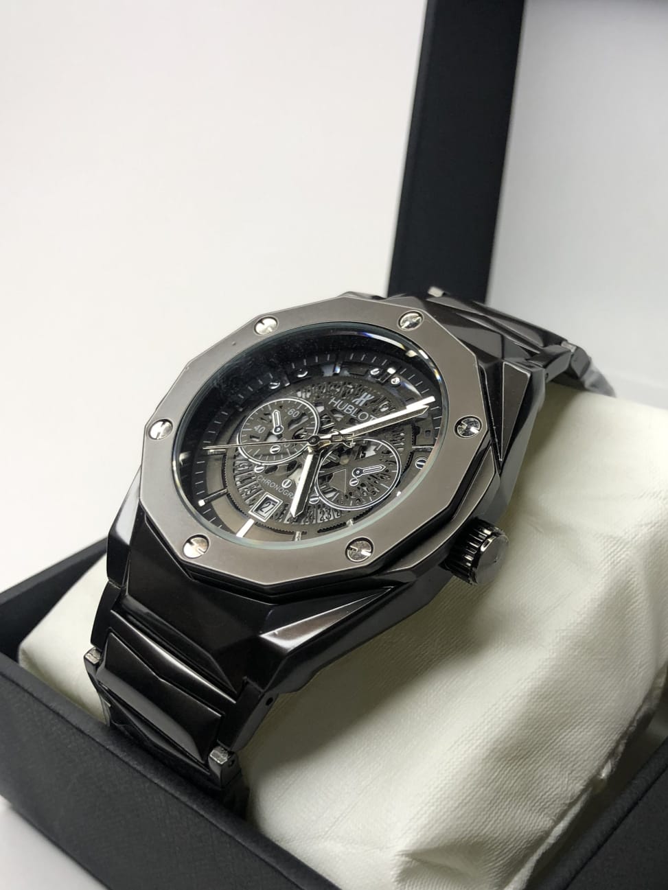 Hublot Classic Fusion Chronograph – Skeleton Dial Grey Black Stainless Steel Bracelet